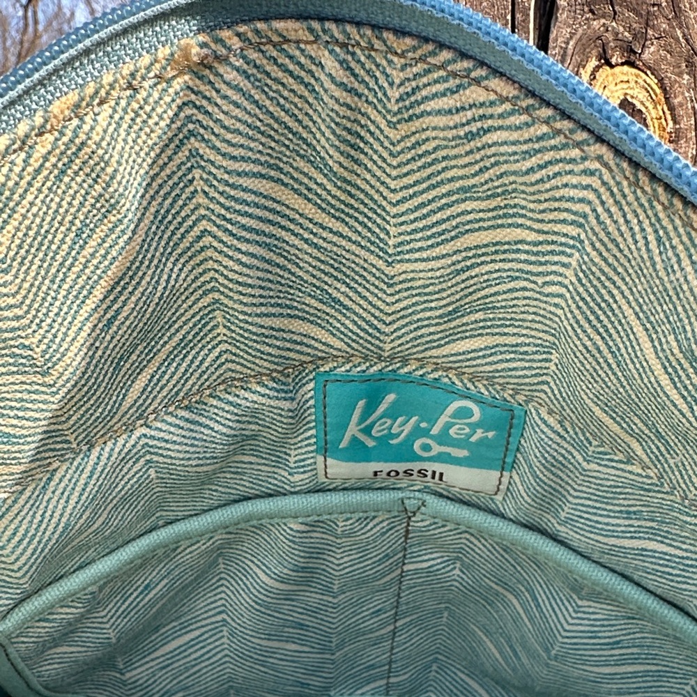 Fossil Teal Boho Kee-per Crossbody Bag. Vintage. Has KEY HANG TAG! Rare - Picture 6 of 7